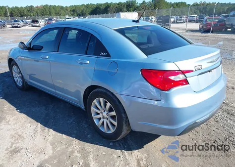 2013 Chrysler 200 Touring из США, поврежденный, VIN 1C3CCBBB2DN609747